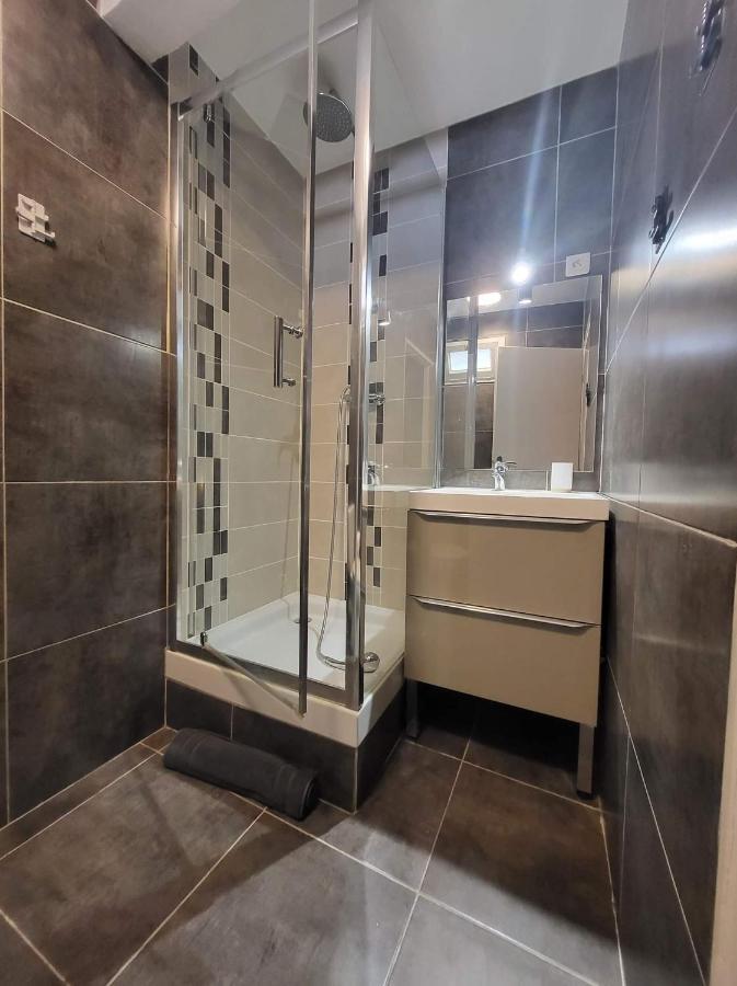 T2 Chambre Miroir Jardin Et Parking Prive Marseille Eksteriør bilde