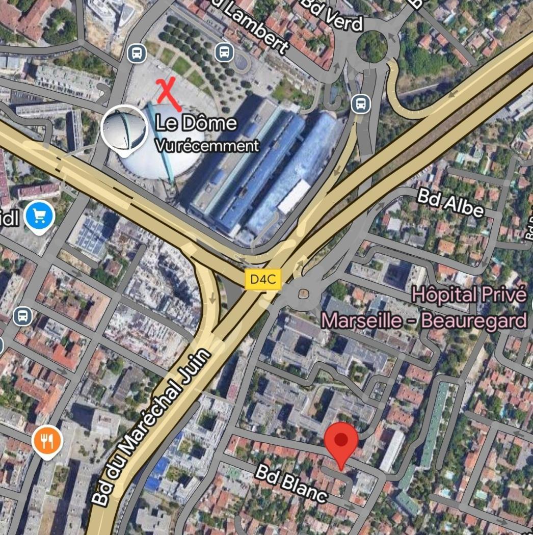 T2 Chambre Miroir Jardin Et Parking Prive Marseille Eksteriør bilde