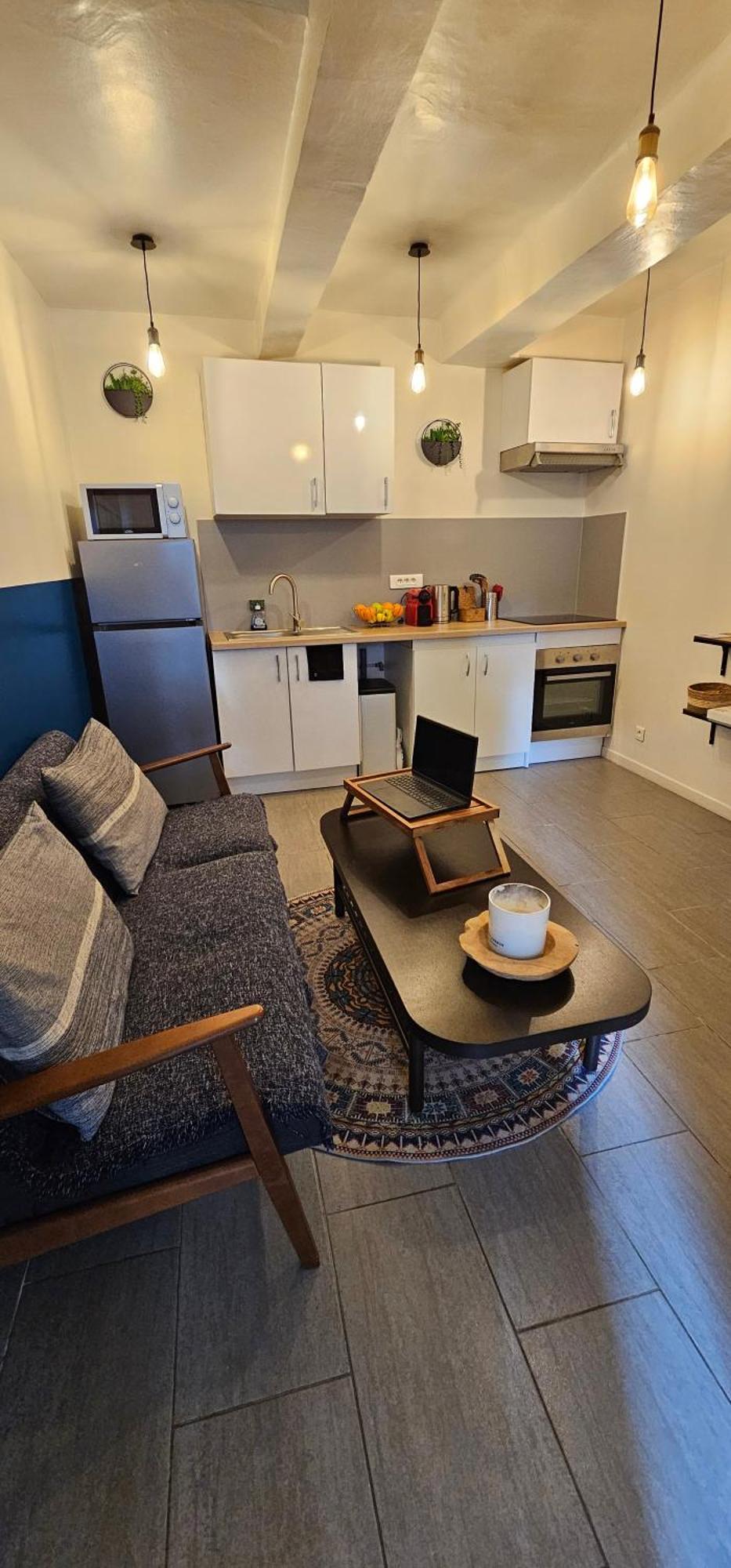T2 Chambre Miroir Jardin Et Parking Prive Marseille Eksteriør bilde